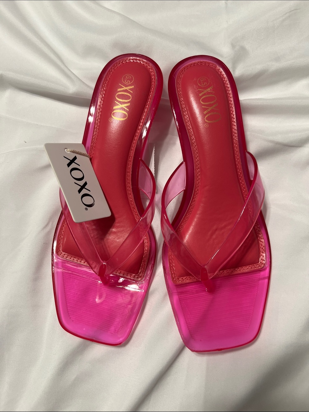 XOXO Women's Hot Pink Square-Toe Jelly Slide Sandals